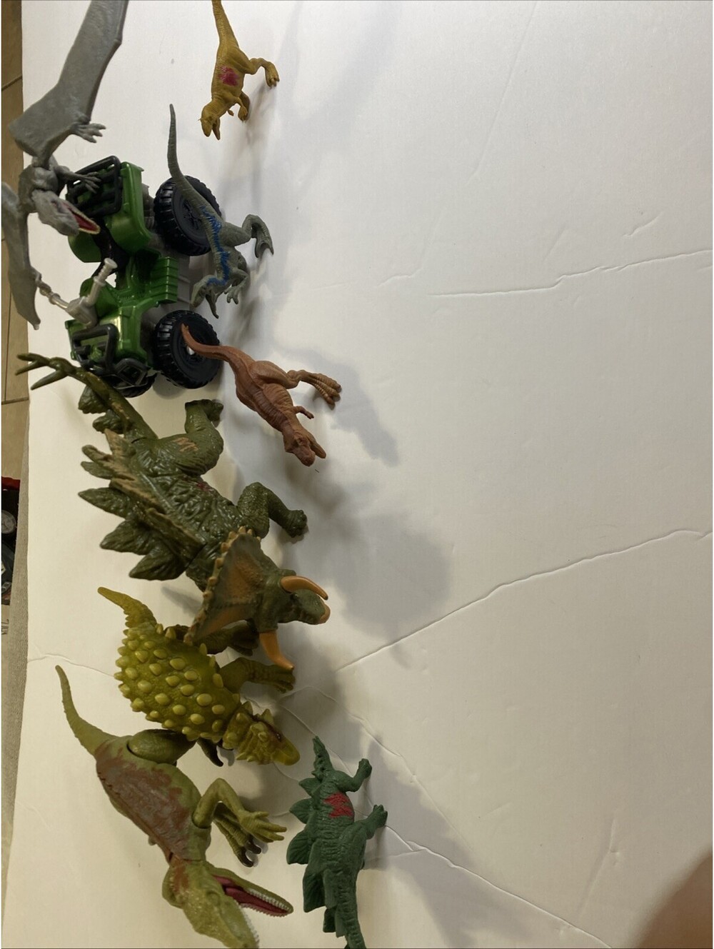 Lot of 17 JURASSIC World Jurassic Park Dinosaur Toy Figure Dino Figures Complete